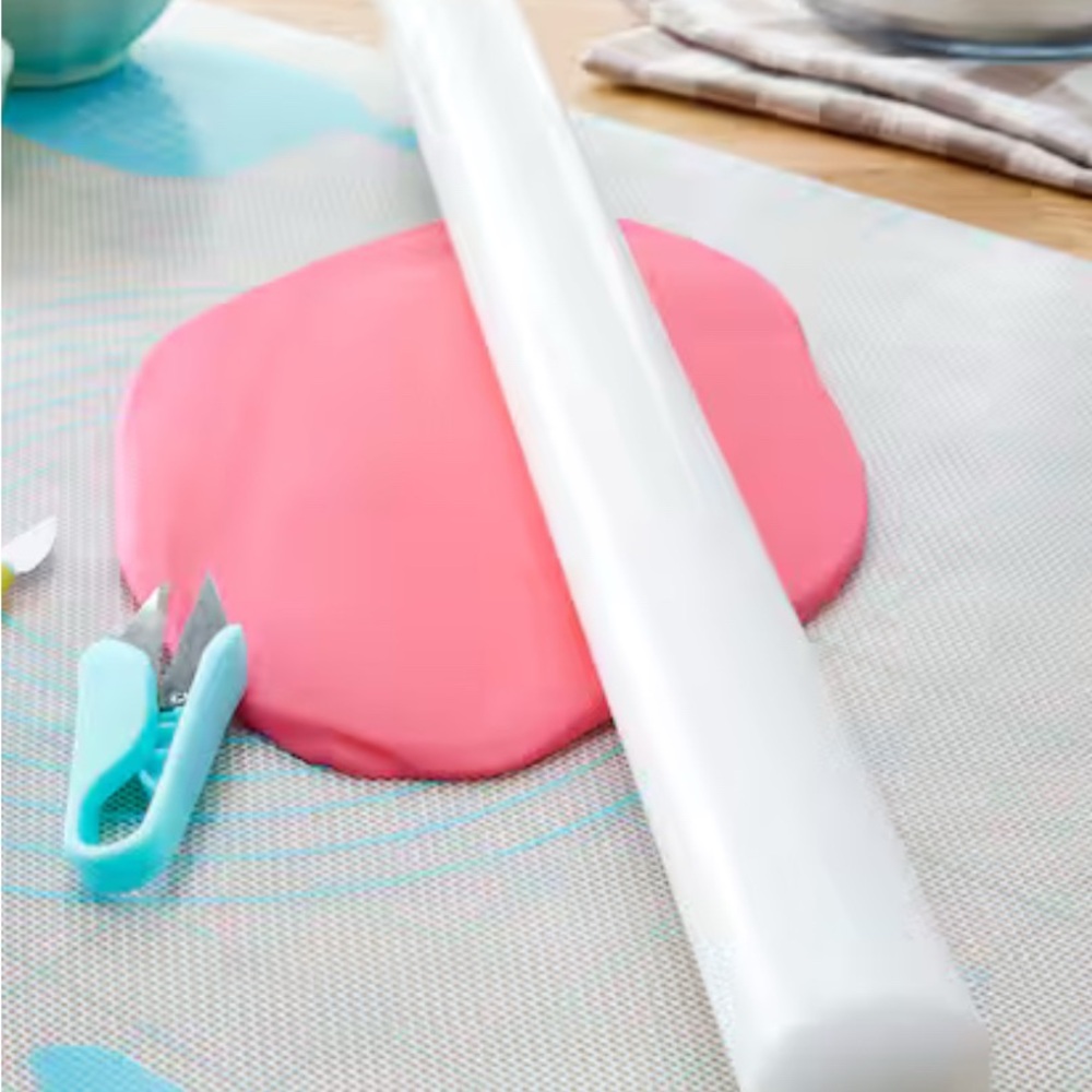 One  20” fondant roller